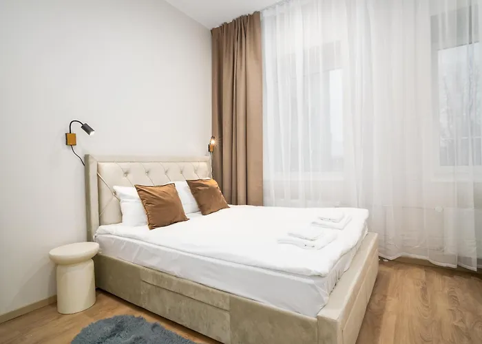 Airport-bus - 13 North - Comfort 7 *