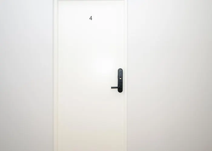 Airport-bus - 13 North - Comfort 7 * 탈린