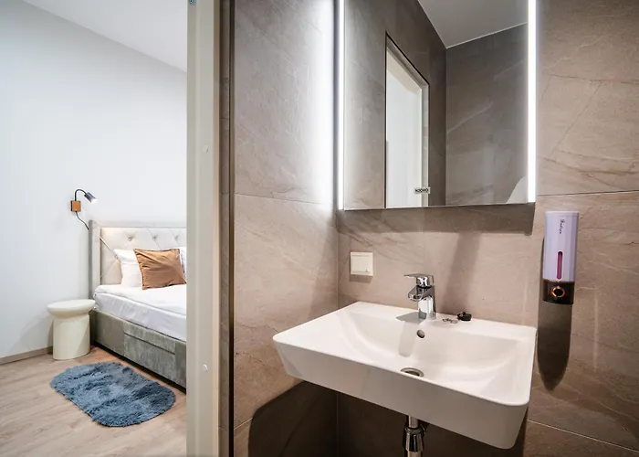 Airport-bus - 13 North - Comfort 7 公寓 塔林